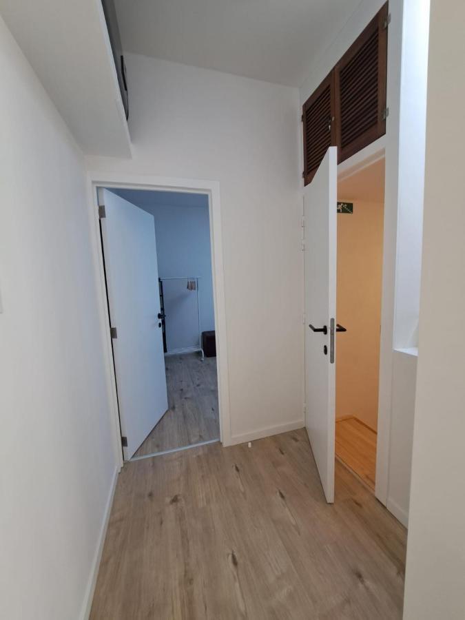 Modern Aan Zee En Station Appartement *